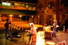 Probando sonido en Alcorcón (Madrid) Teatro Buero Vallejo 2005